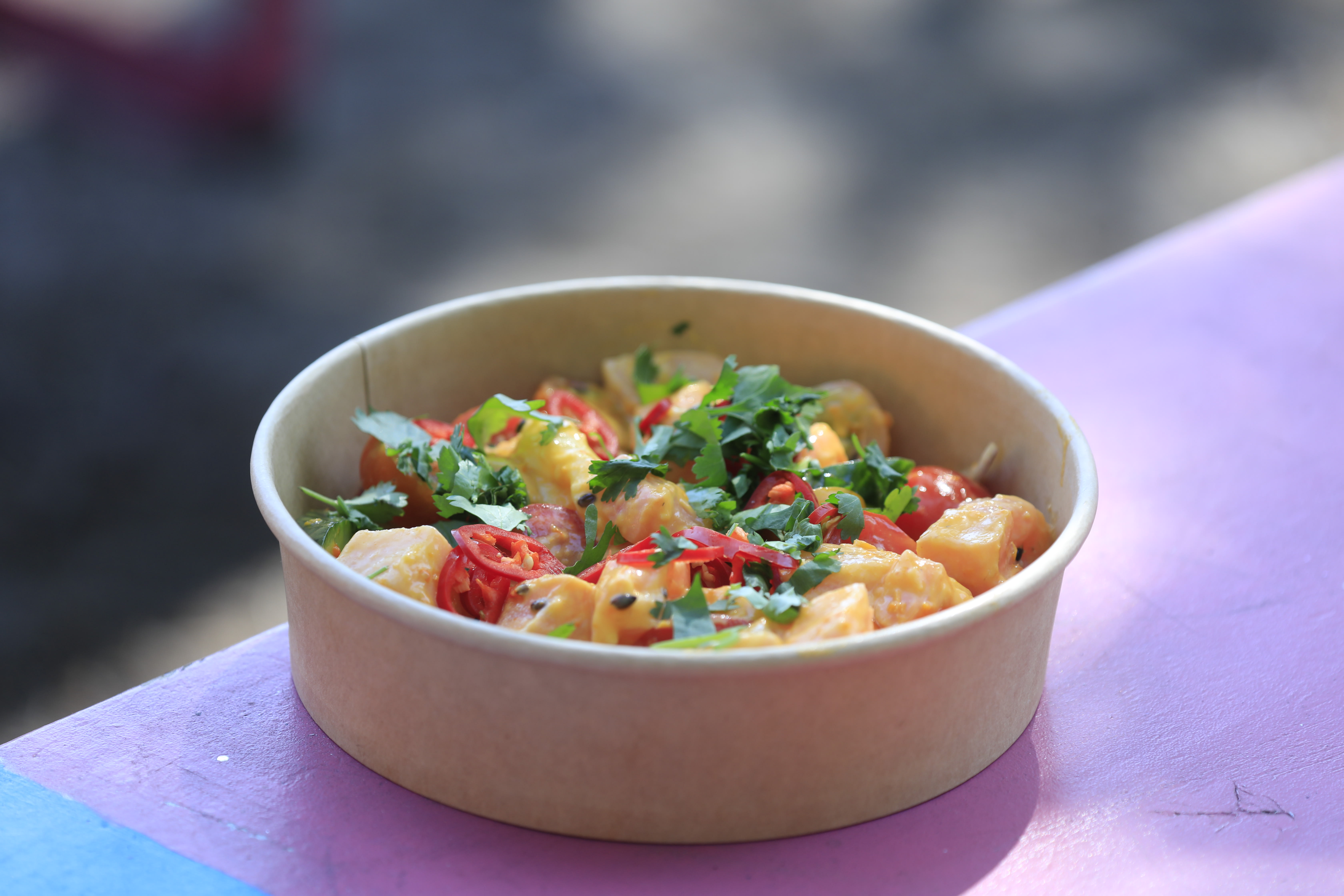 I sjømatboden koster alle rettene 150 kr. Cevichen er desidert den fresheste av rettene vi testet. 