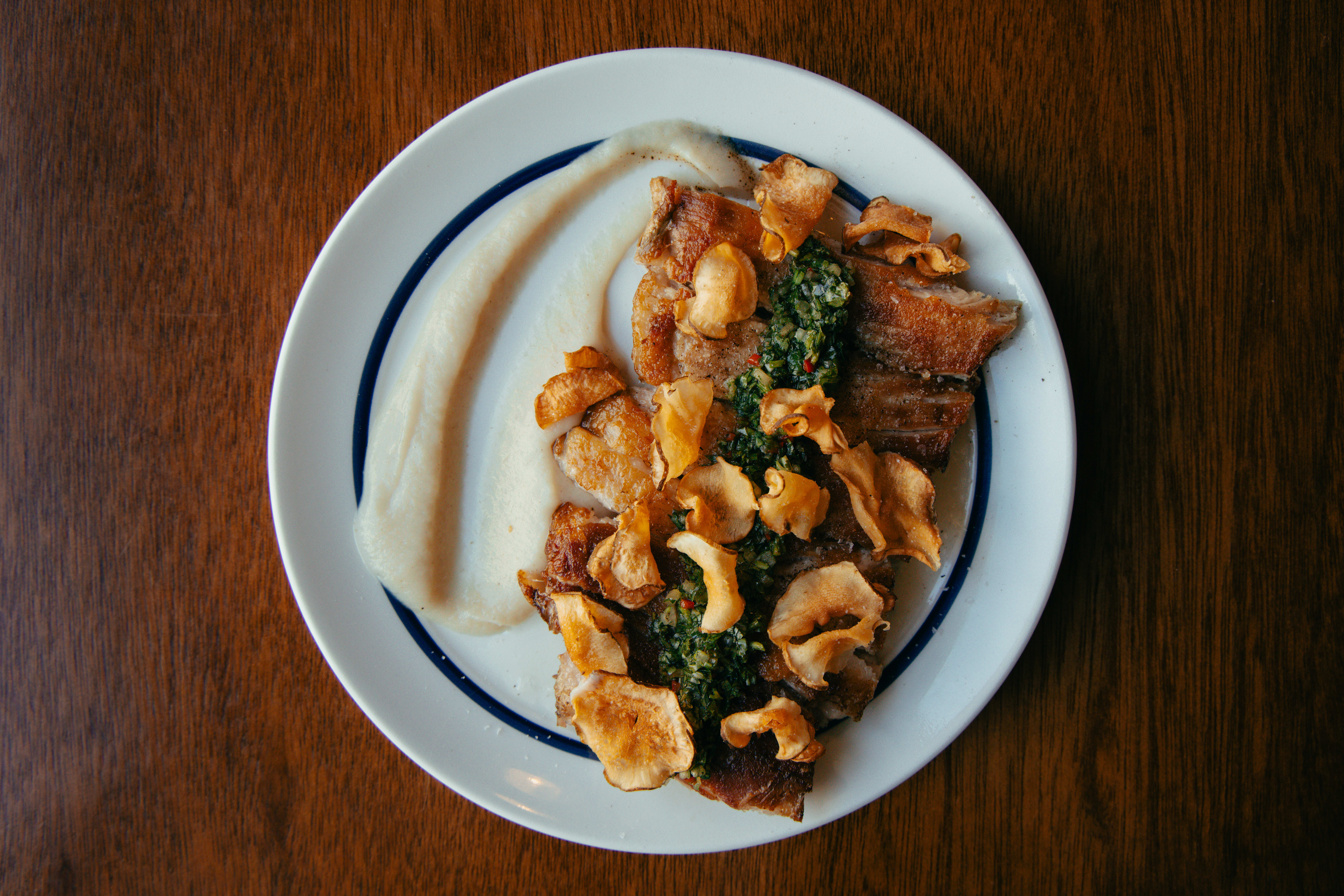 Iberico secreto med jordskokk og chimichurri.