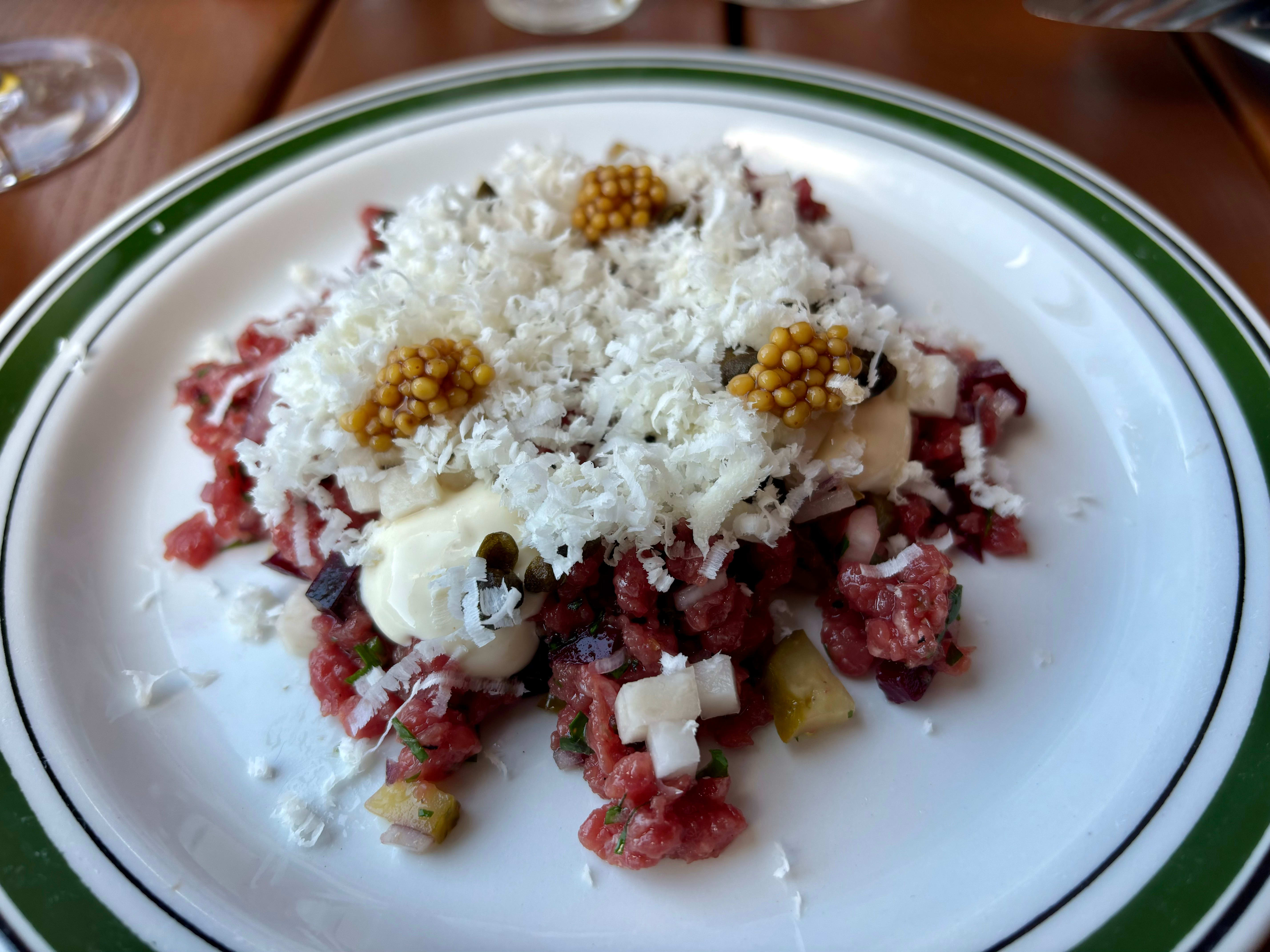 Tartaren er klassisk og supergod. 155 kr for denne er et godt kjøp.