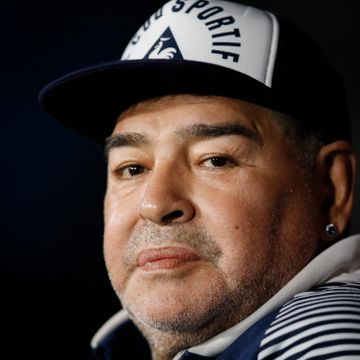 Maradona innlagt på sykehus
