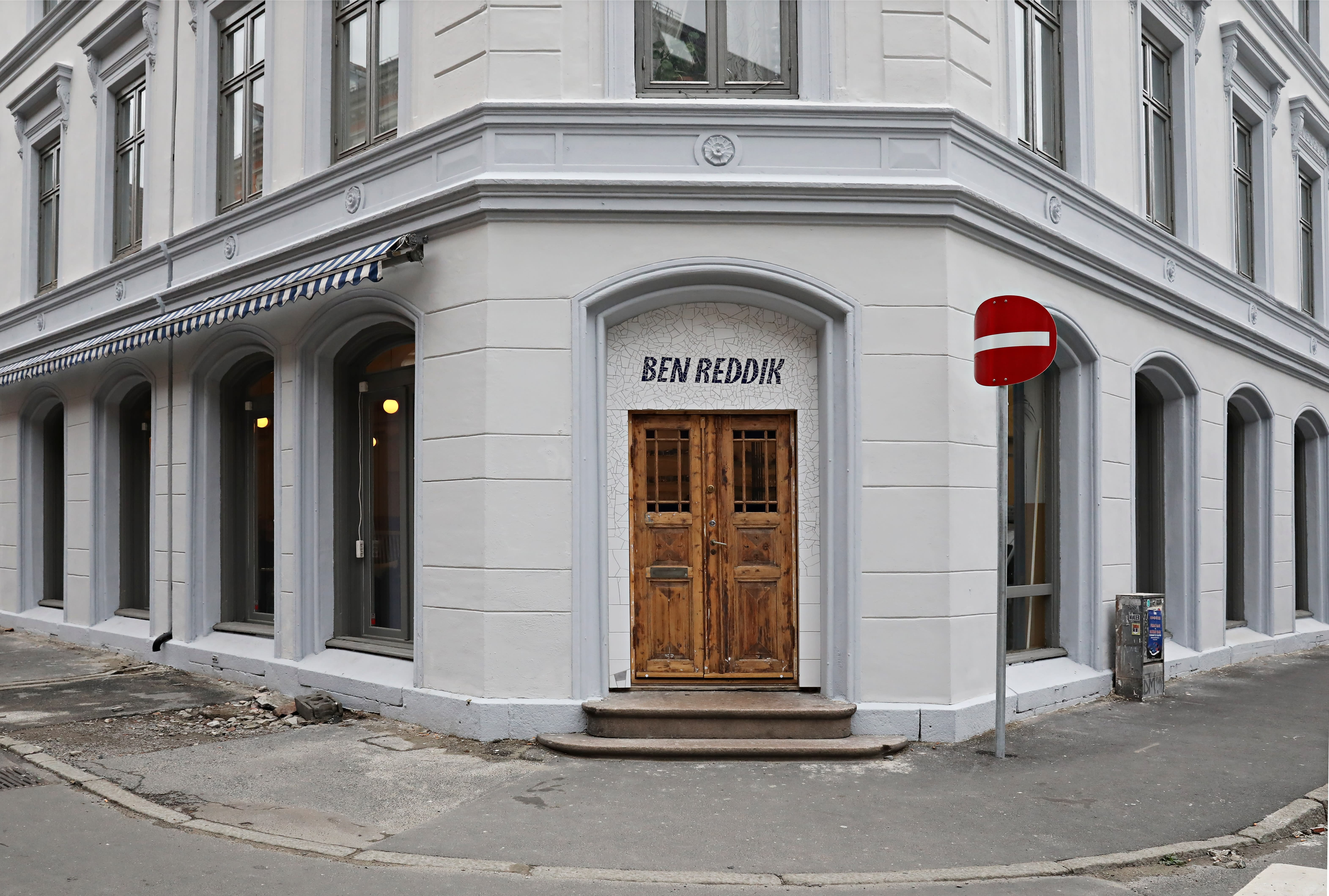 Ben Reddik ligger på et hjørne nesten nederst i Markveien.