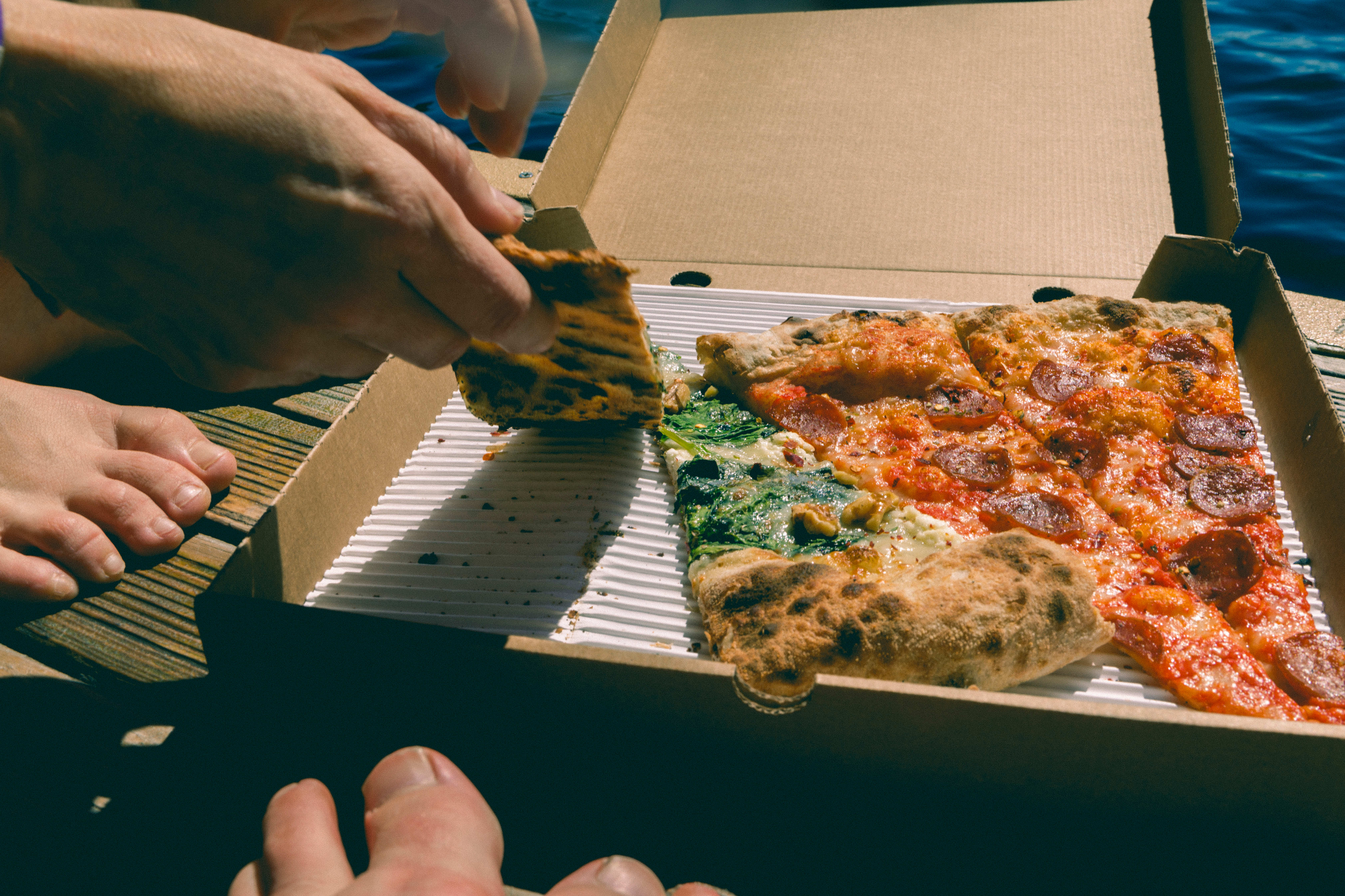 Mmm, pizza, badstu og bading.