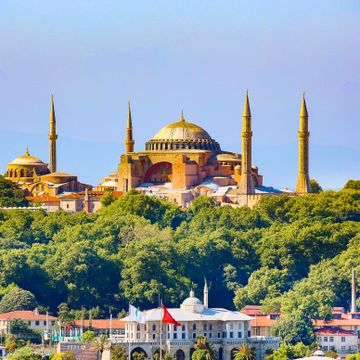 Tyrkia har fjernet Hagia Sofias status som museum. USA er ikke alene om å uttrykke sterke reaksjoner. 