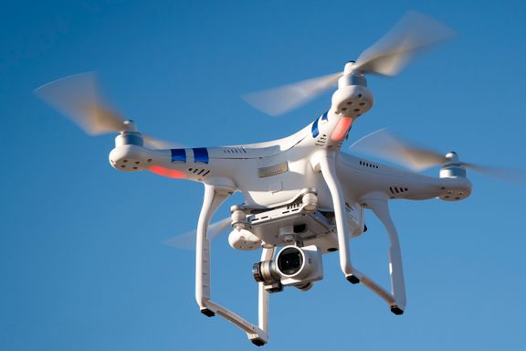  Strengere droneregler ved britiske flyplasser etter Gatwick-kaos
