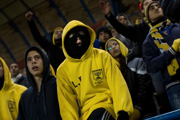 Fansen er beryktet for sitt hat mot arabere. Nå har fotballklubben fått ny eier. En sjeik.