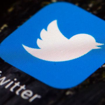 Tre siktet for spionasje mot Twitter-brukere som har vært kritiske til Saudi-Arabia