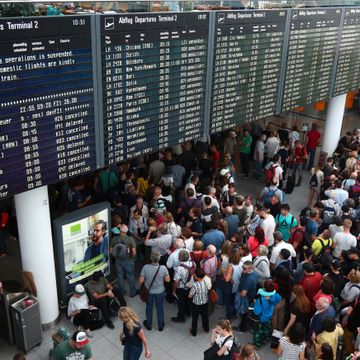 Kaosfredag i vente for tysk flytrafikk – over 2300 flyvninger blir innstilt