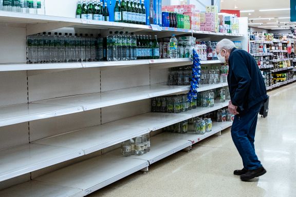 Britiske butikker mangler mineralvann, melk og pasta: – Jeg levde under krigen, dette er ingenting