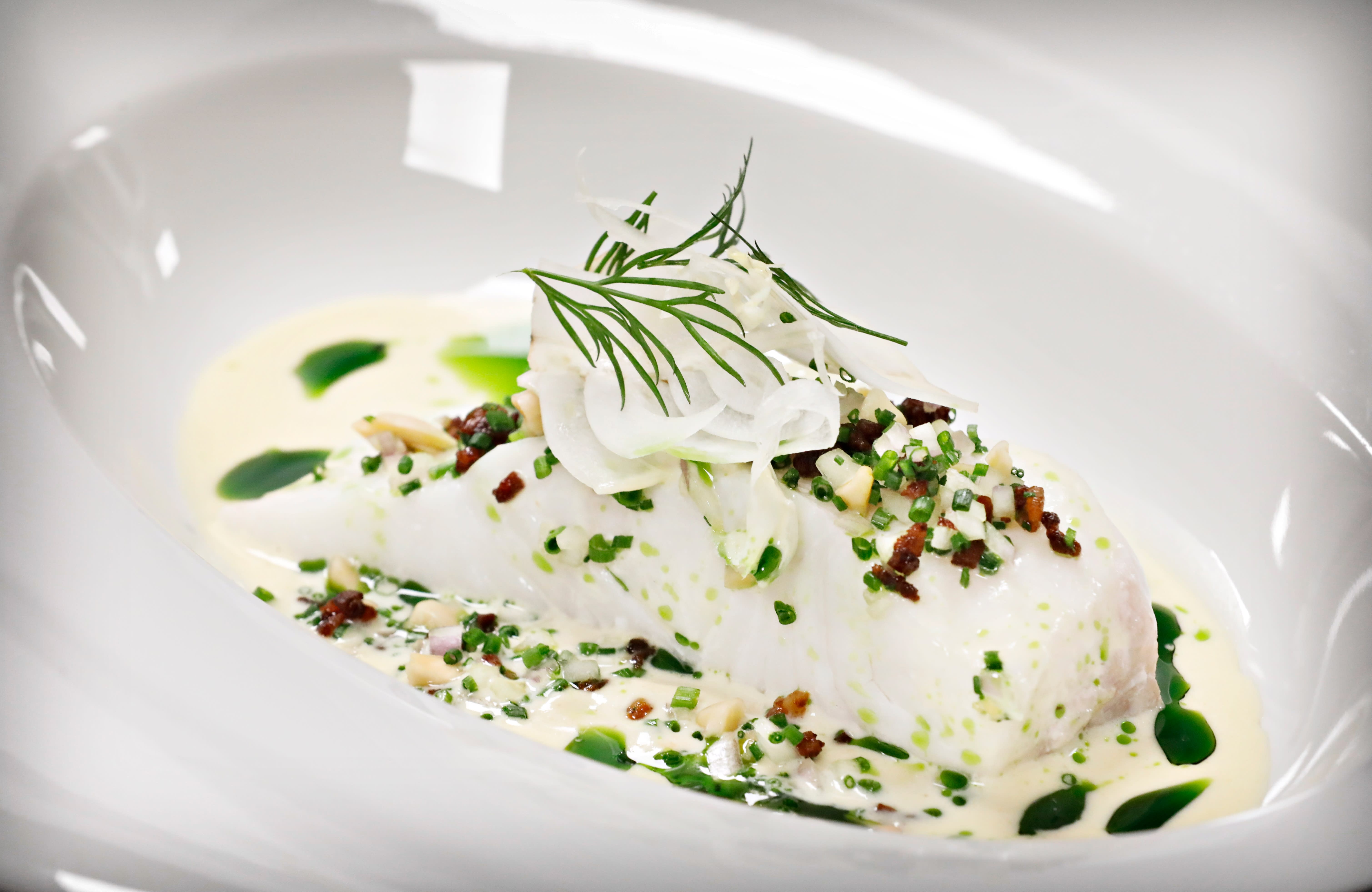 Kveite med fennikel og Avruga-kaviar.