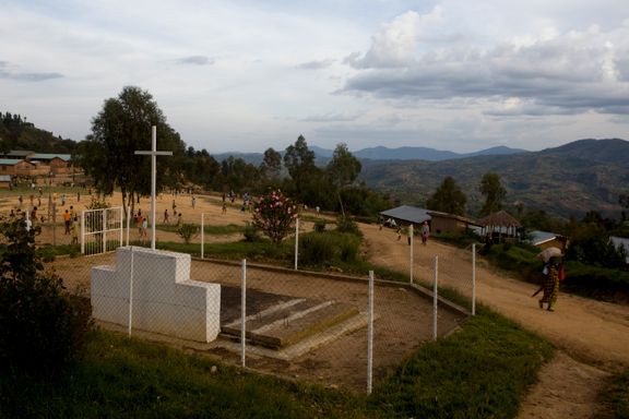 Gigantisk massegrav funnet i Rwanda
