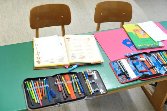 Skoler i Kristiansand vurderer å forby smartklokker i skolen