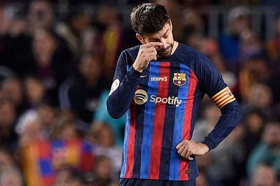Piqué avsluttet karrieren i tårer - fikk stående applaus
