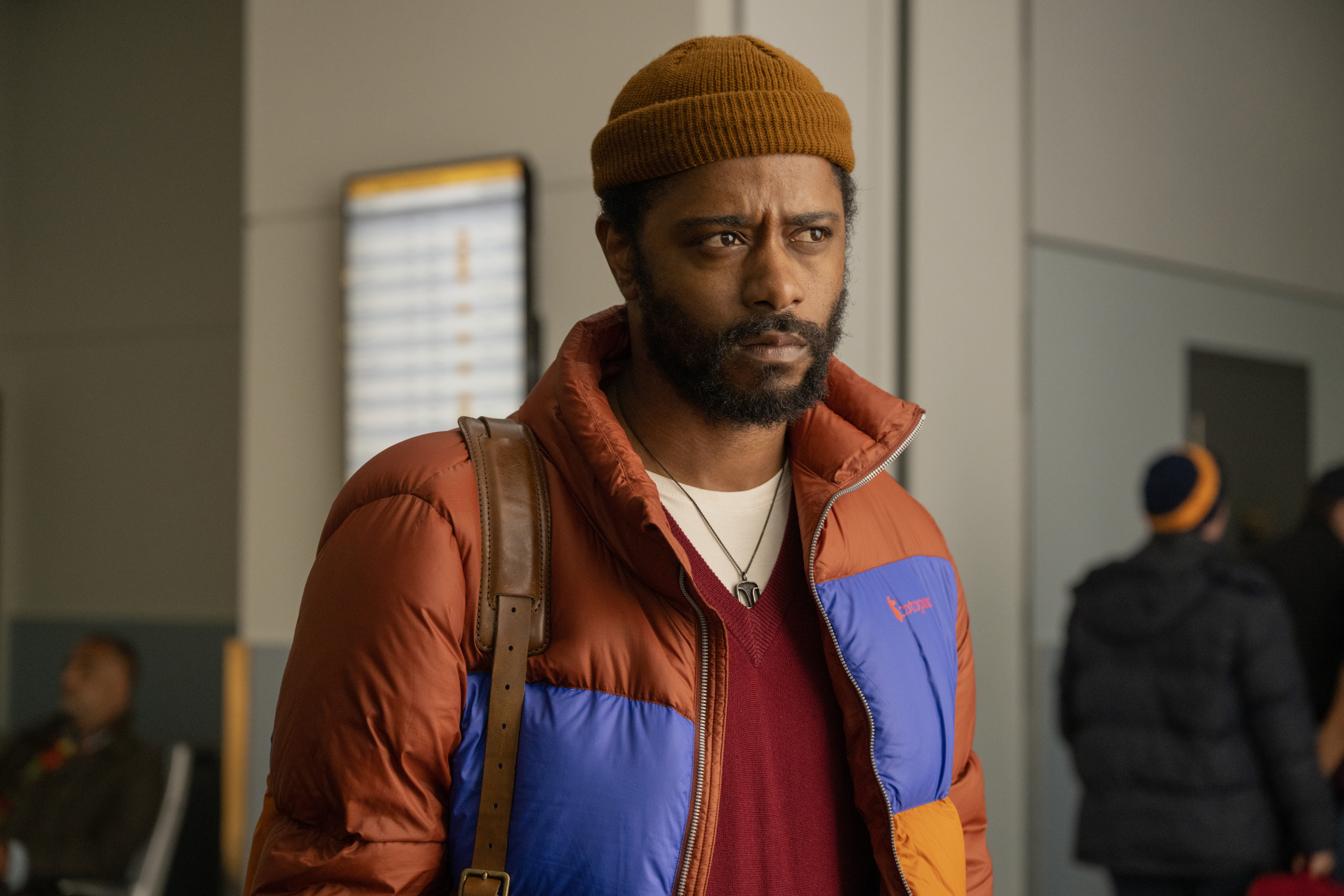 «I am the God Apollo», roper Apollo (LaKeith Stanfield) høylytt.