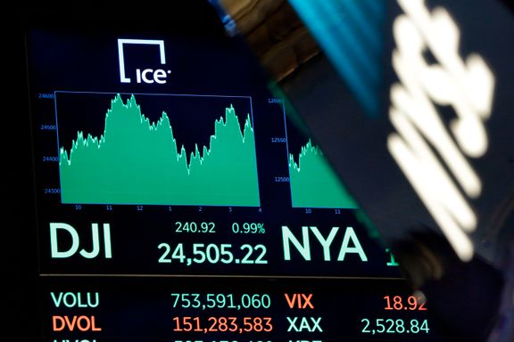 Svake jobbtall og tolltrusler ryster Wall Street. Fredag falt aksjemarkedet kraftig.
