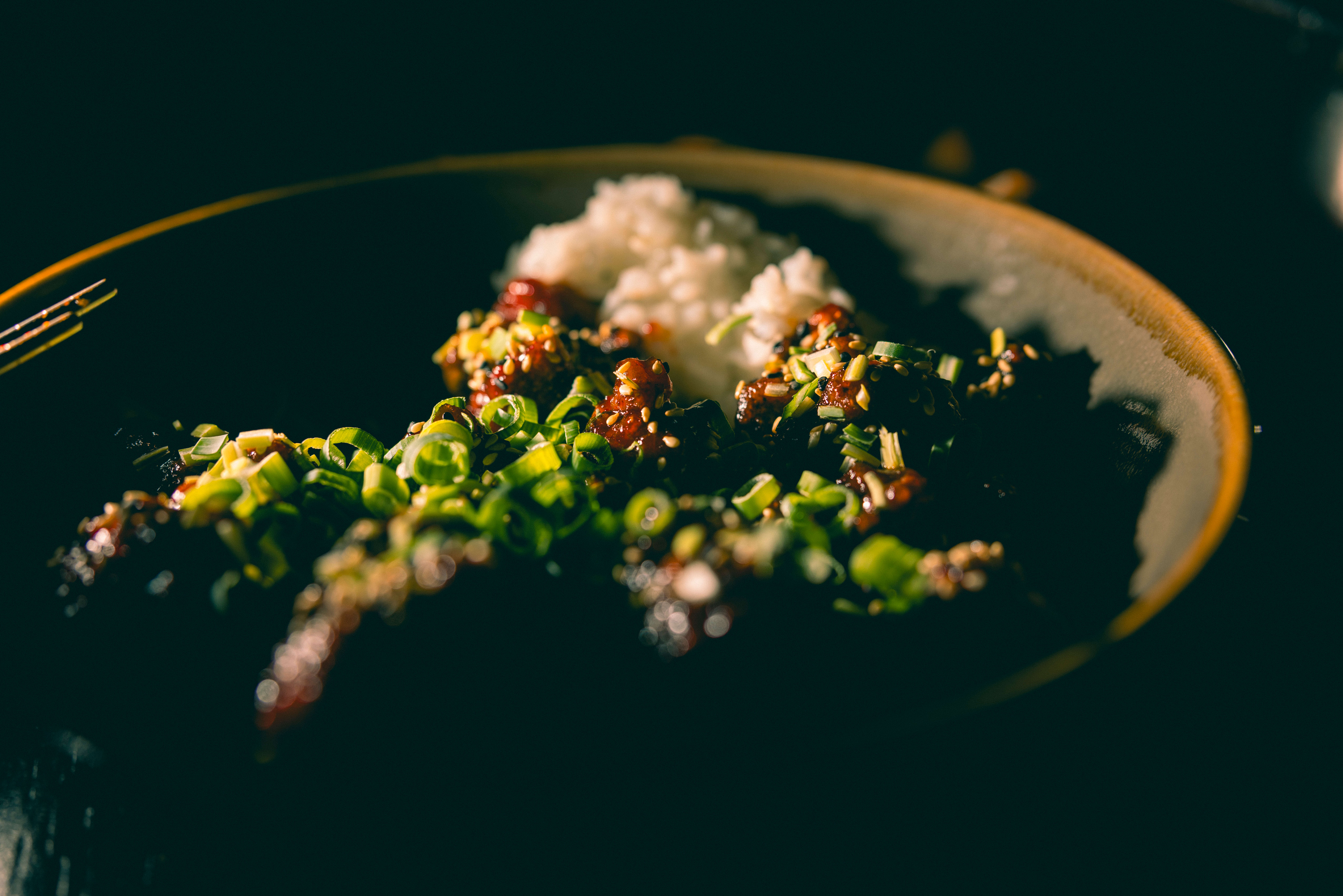 Klissete, søte og sterke kyllingbiter. 