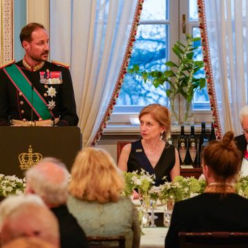 Italias president i Oslo - fikk servert norske bringebær på Slottet