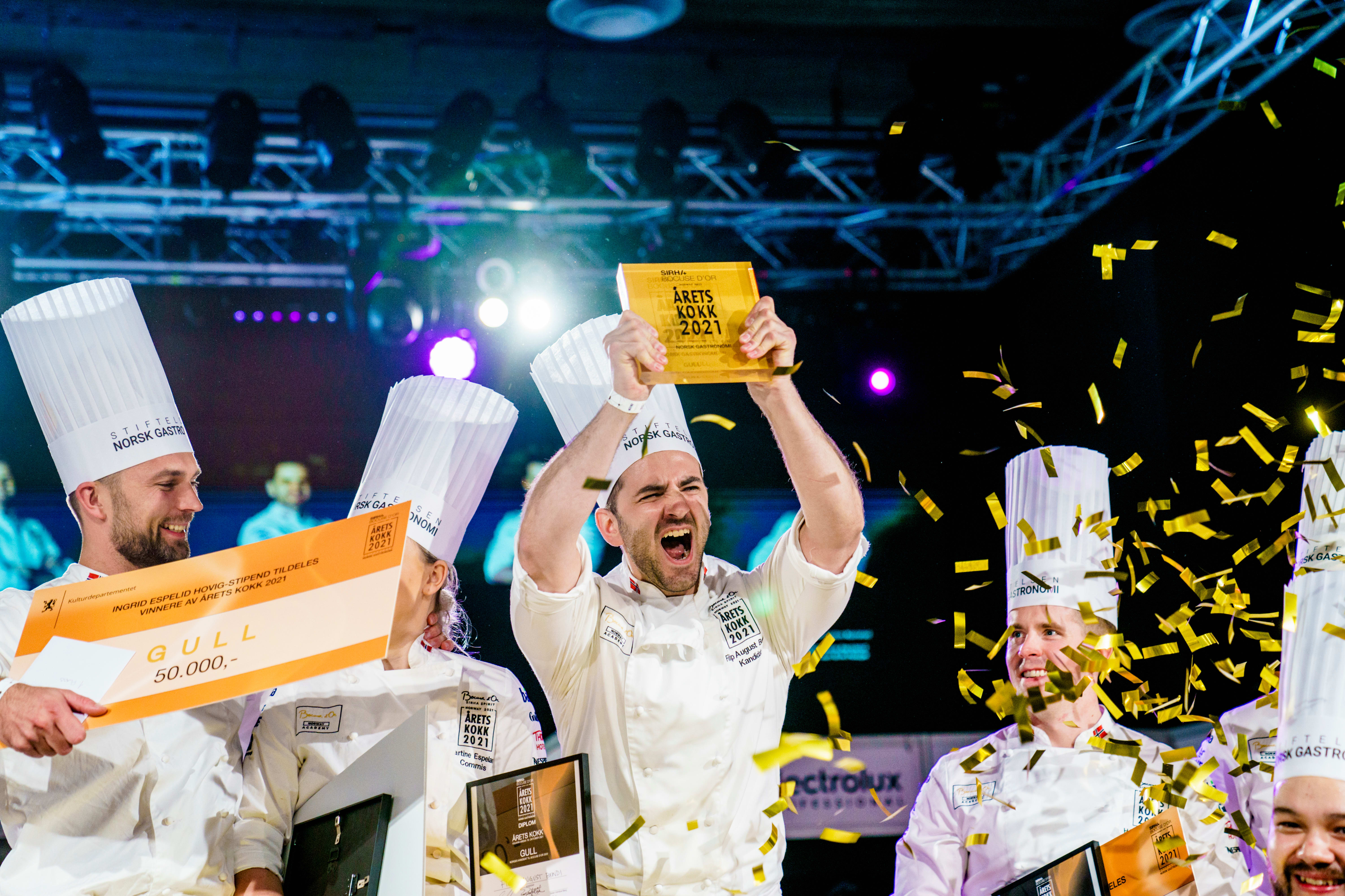 August Bendi fra Sandnes ble kåret til Årets kokk 2021. Bildet er fra konkurransen på Vulkan arena i Oslo.