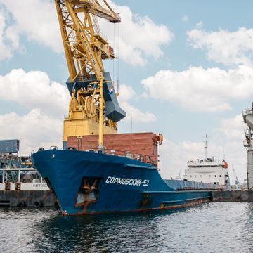 Rapport: Hvert femte skip som frakter russisk olje, er forsikret i Norge