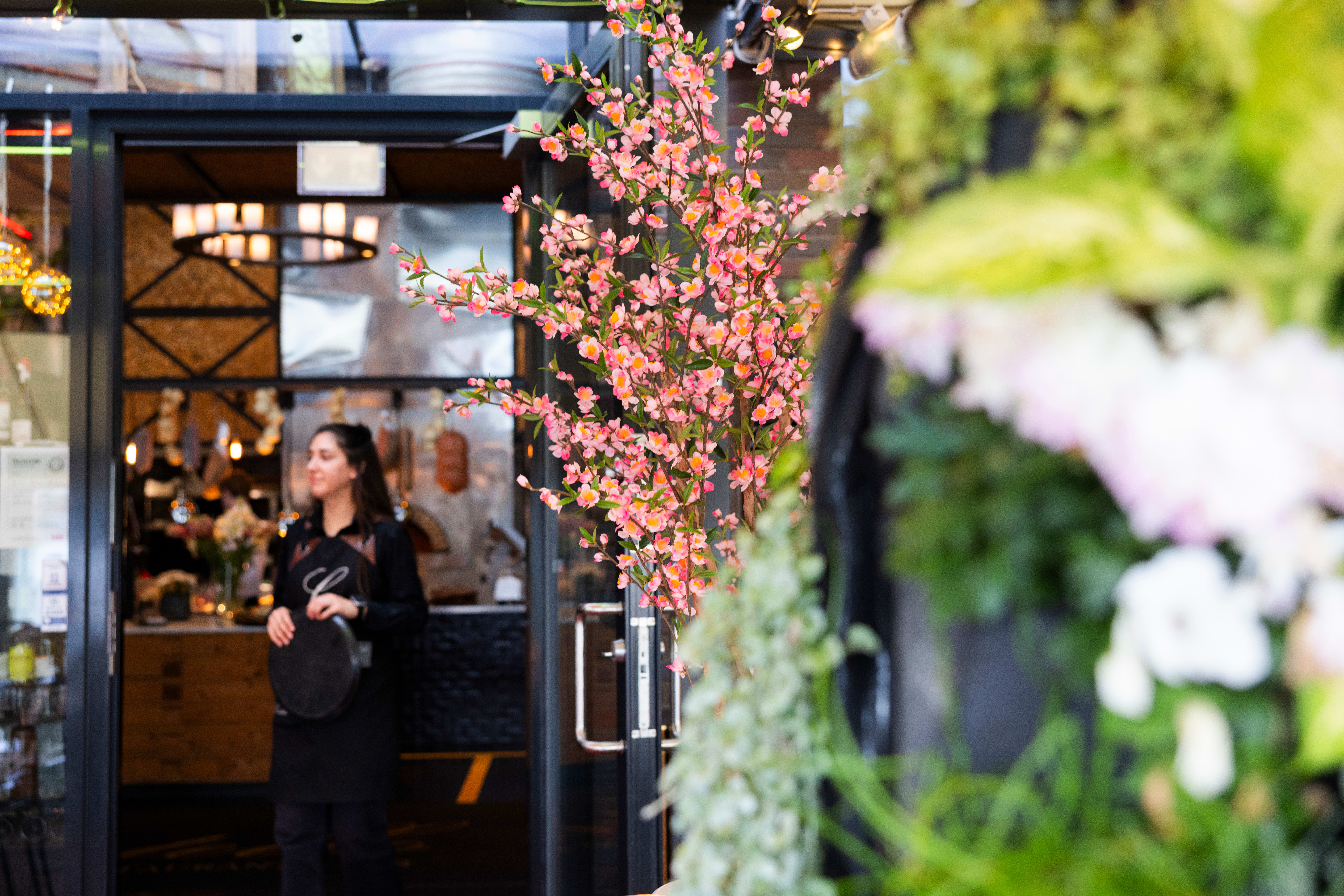 Castello har trist tapas, men deilig sangria på Sørengas solstripe