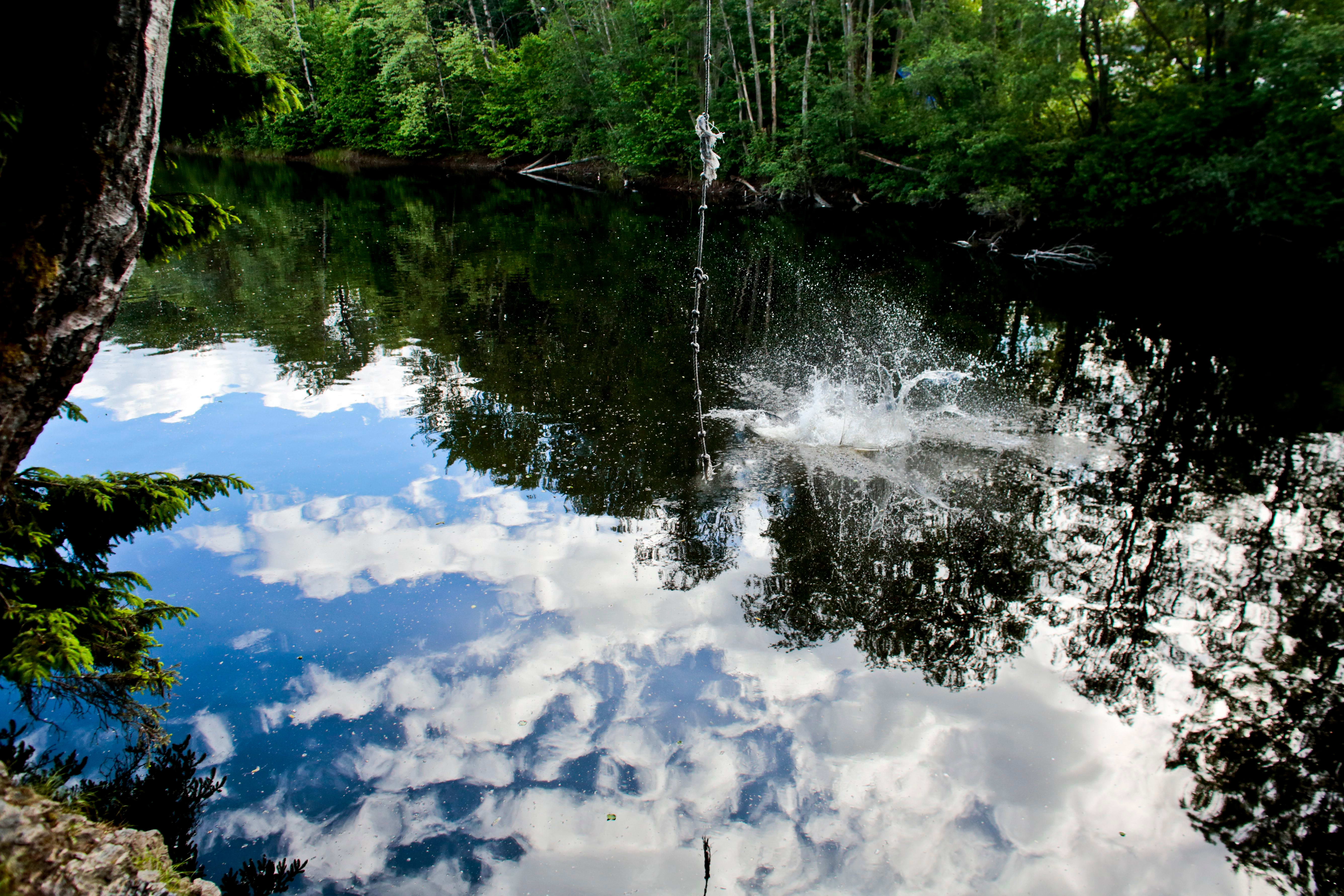 Denne badeplassen ligger nedenfor Grinidammen i Lysakerelven.