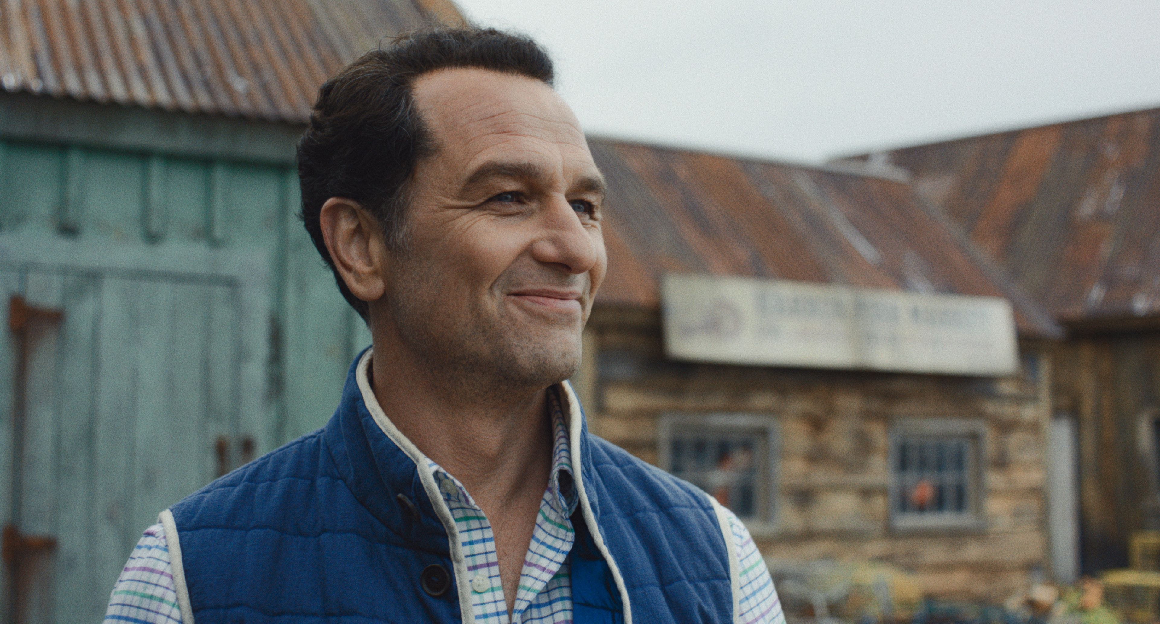 Matthew Rhys er helt fabelaktig som  ordførerTom Loftis.