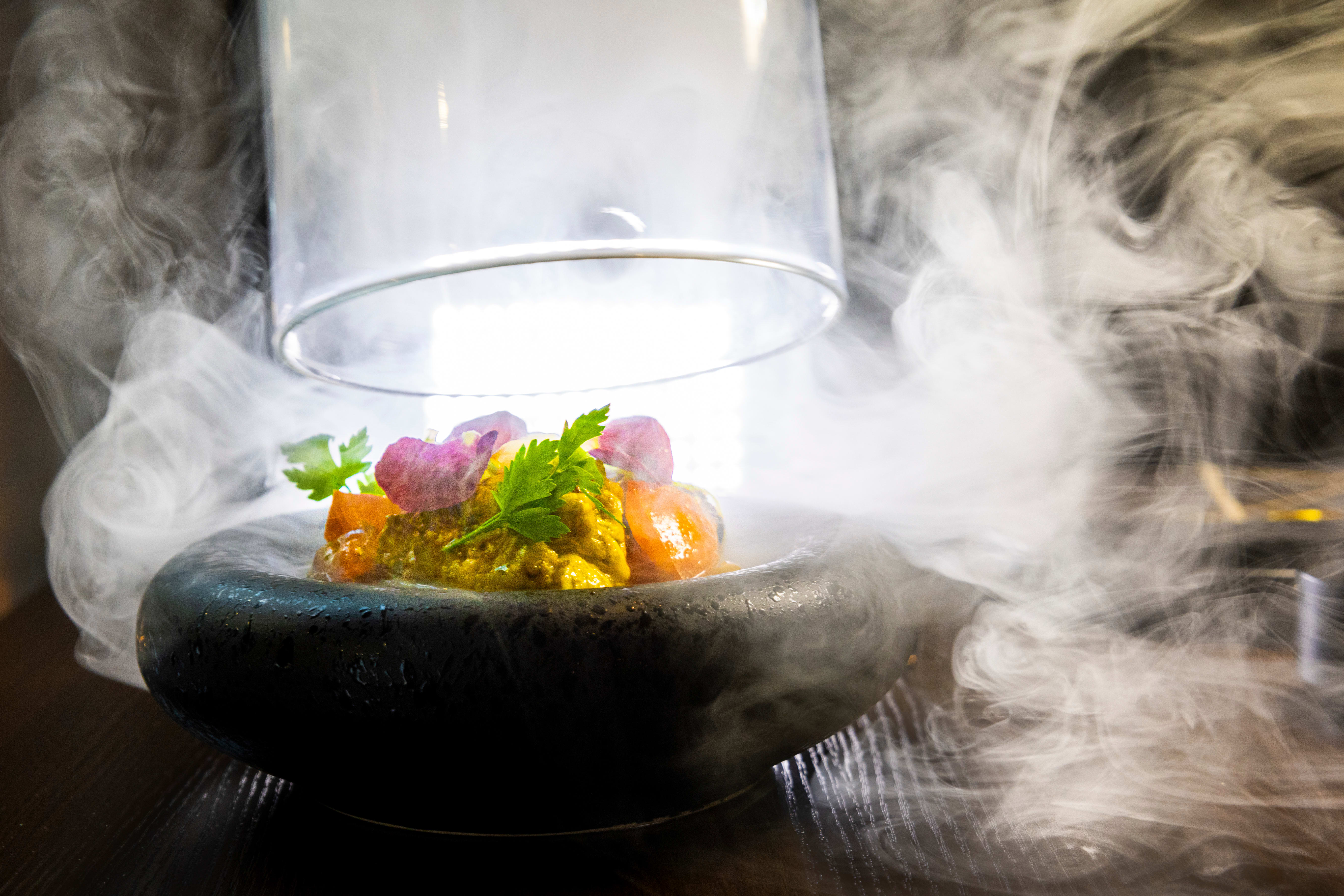 Lekent med røyk, men ting tar tid!