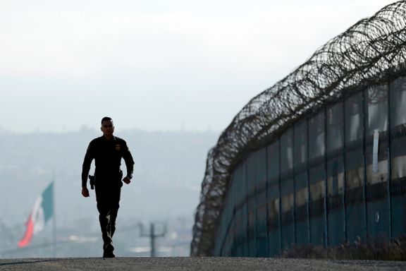 250 soldater planlagt utplassert på Mexico-grensen i løpet av helgen  – Trump vil sende flere tusen 