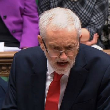 Corbyn anklages for å ha kalt May «en dum kvinne» 