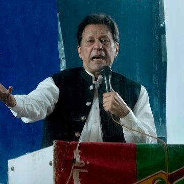 Pakistan synker ned i avgrunnen