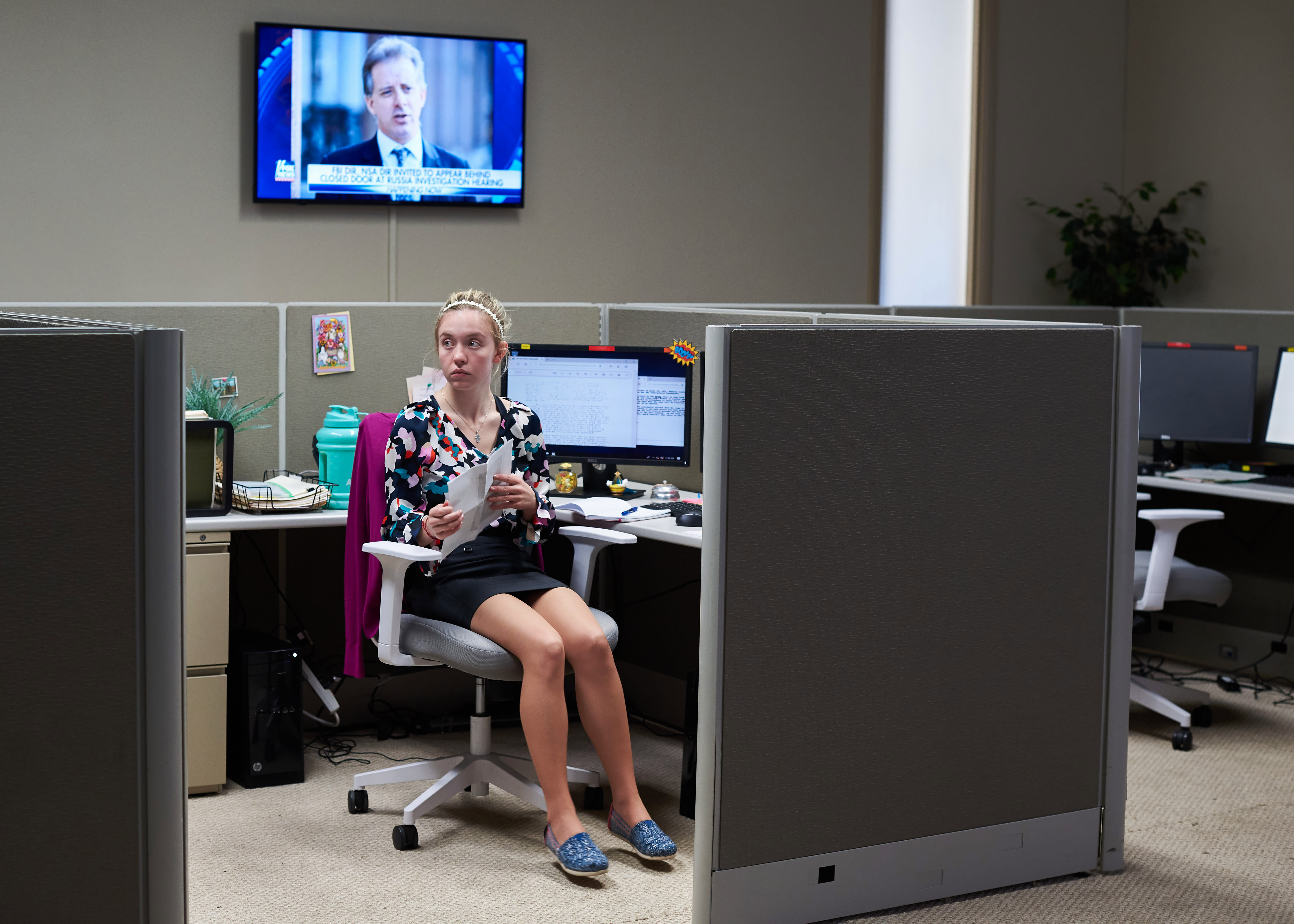 Filmen gir minimalt med kontekst. For noen er det en svakhet, for denne anmelder er det i hovedsak en stor styrke.