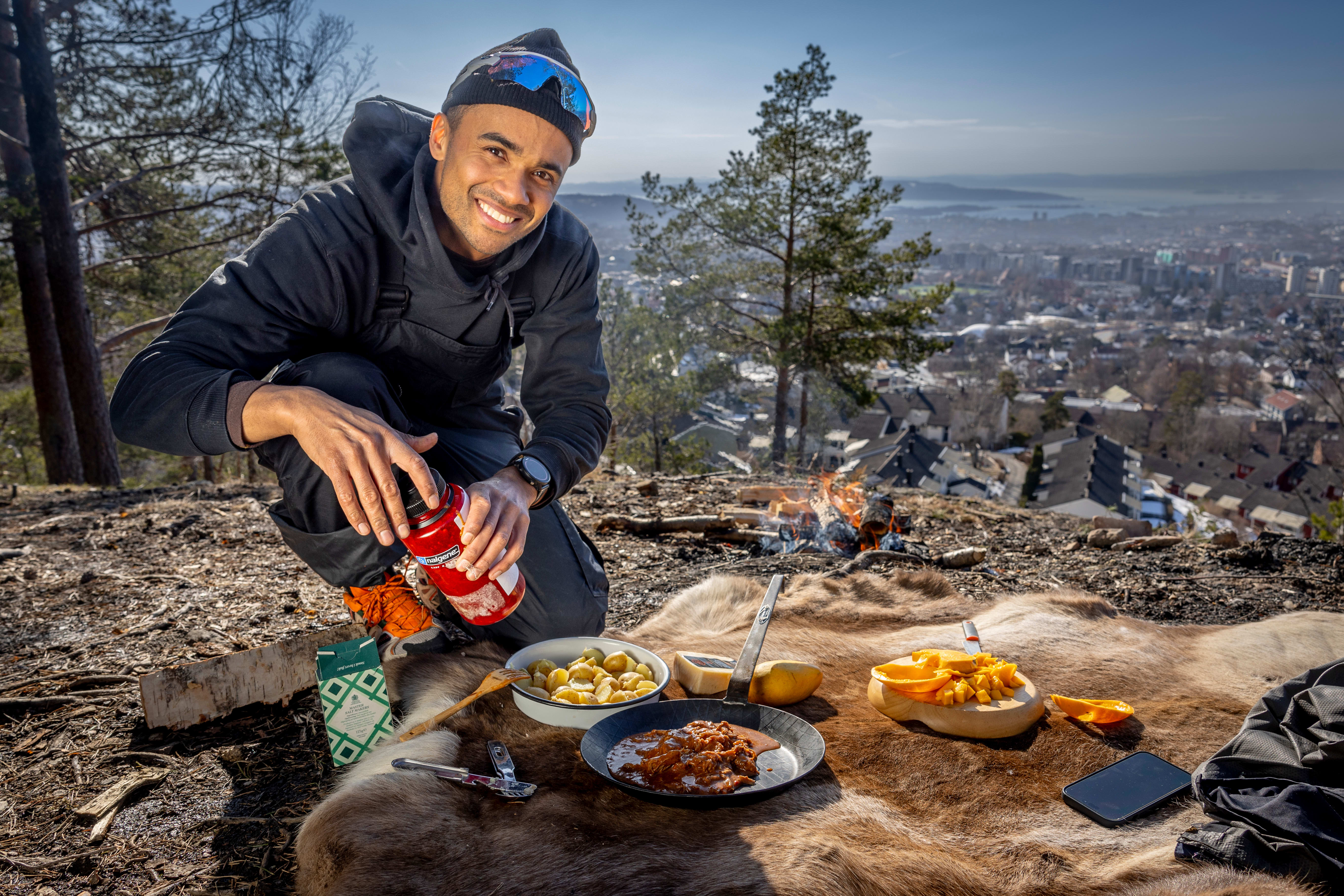 Det er generelt bålforbud fra 15. april til 15. september, så grip muligheten mens du ennå kan. 