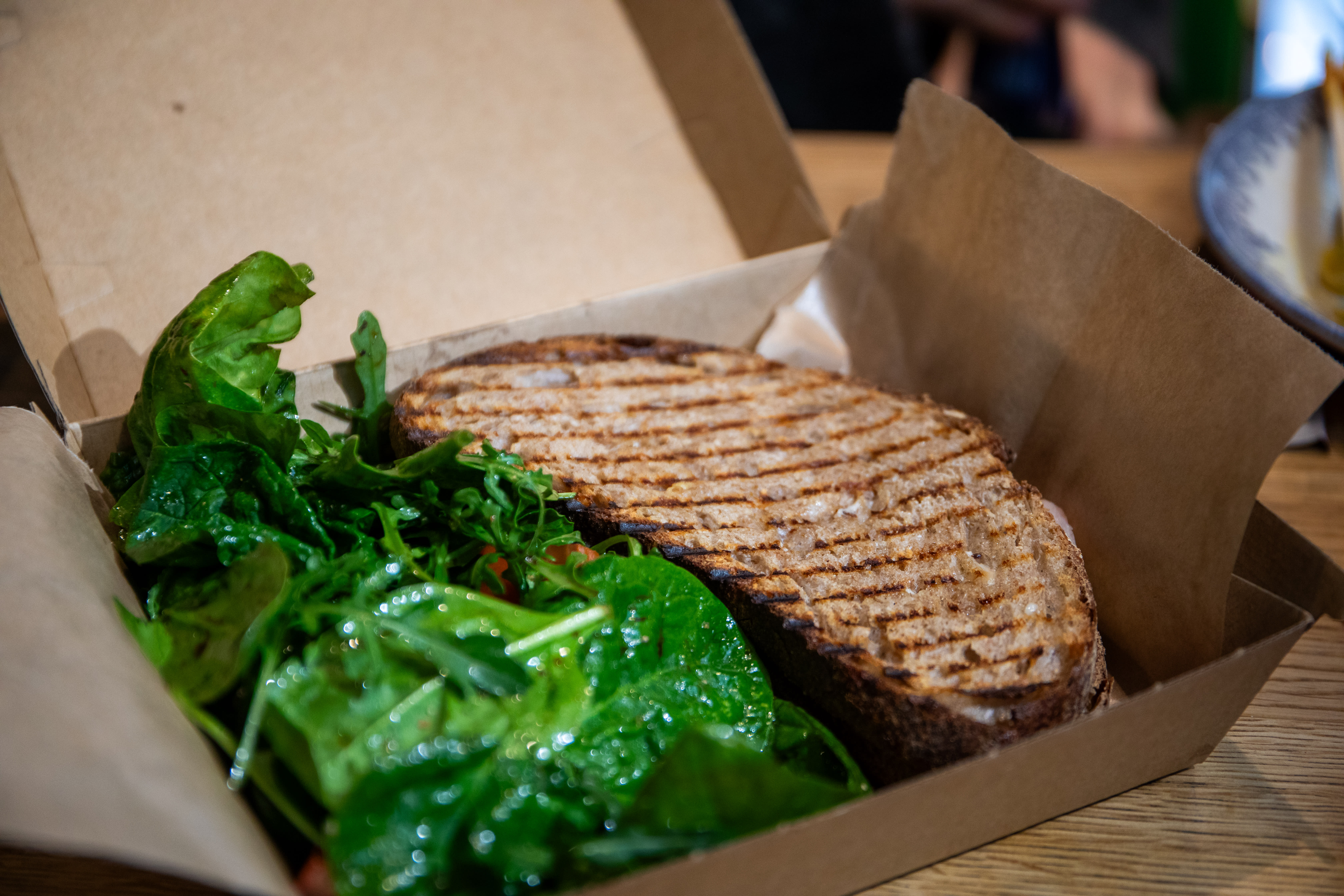  Én bod får toppkarakter.