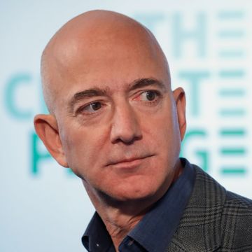 Jeff Bezos selger aksjer i Amazon