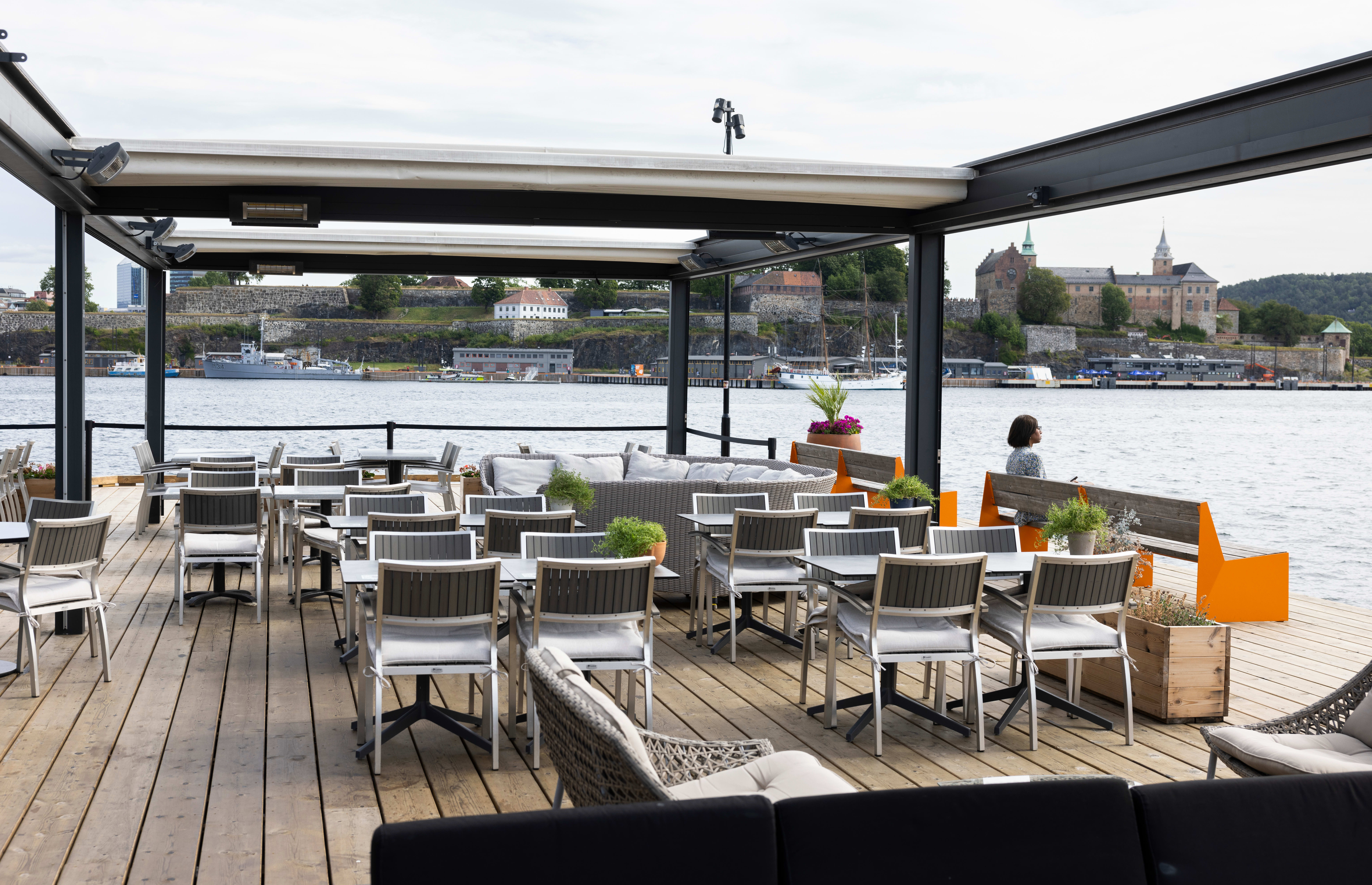 Flott uteservering hos Hekla restaurant. 