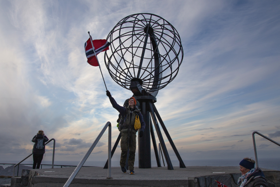 149 dager etter at jeg forlot Lindesnes, fikk jeg utdelt vitnemålet mitt – på Nordkapp