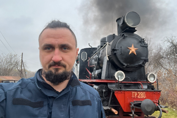 Ukrainas jernbanesjef svarer på Russlands angrep: – Vi har alltid en plan B