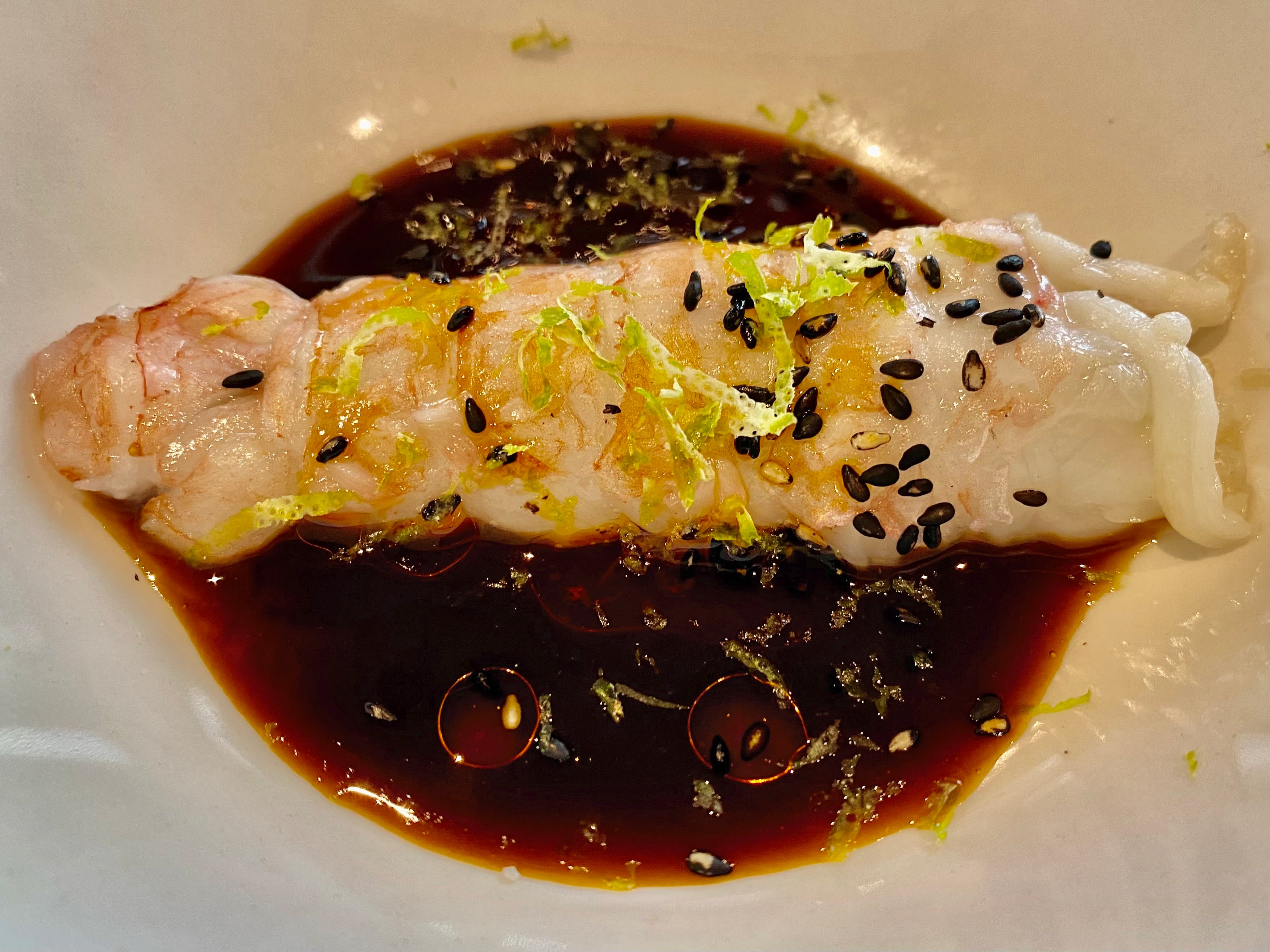 Bra sjøkreps i kraftig skalldyrsaus. 