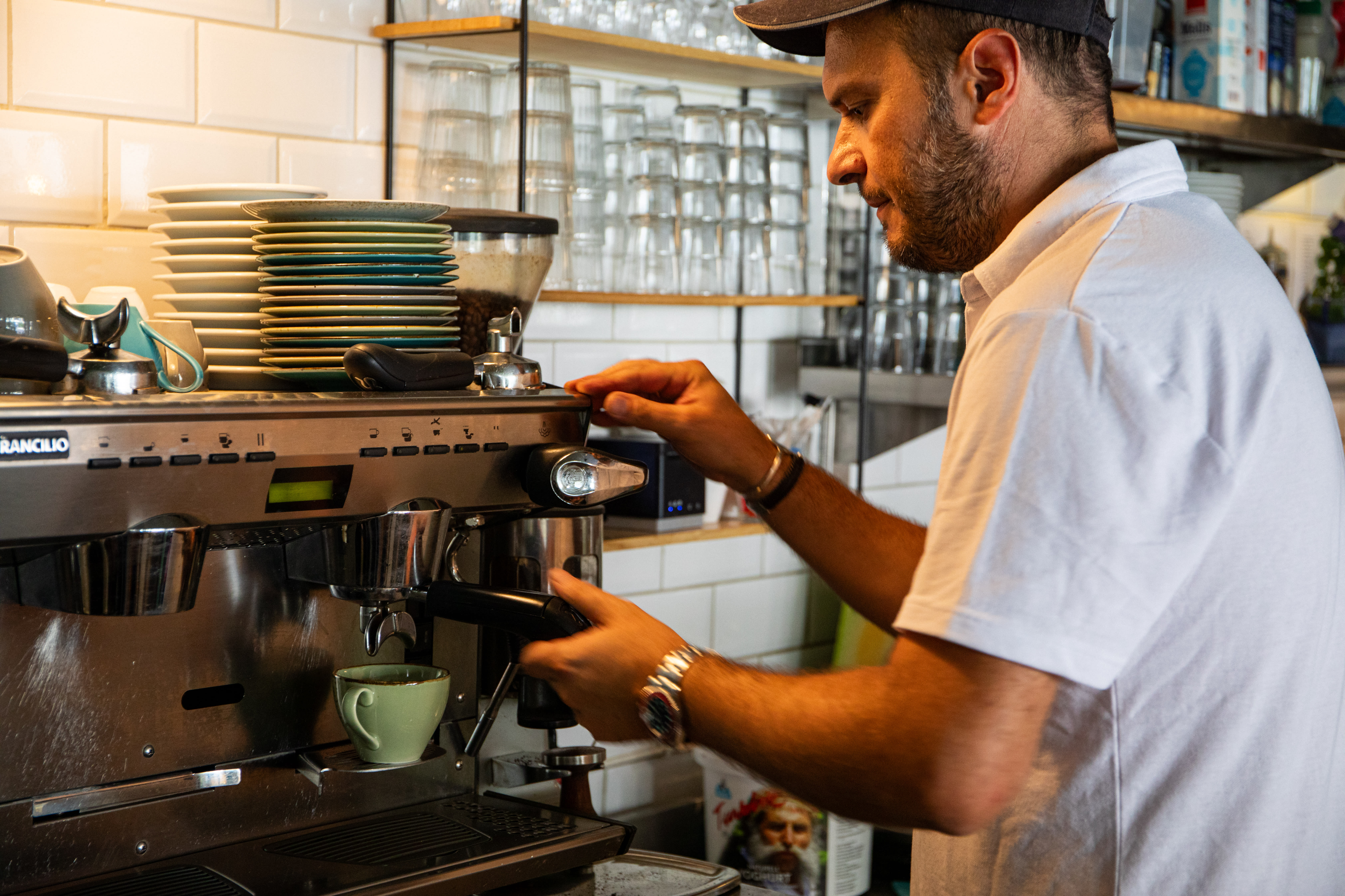 Cappuccino til en italiener klokken halv to en torsdag ettermiddag.