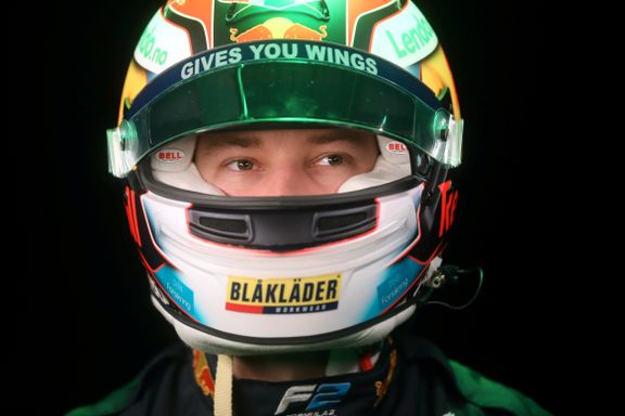 Fiasko for Dennis Hauger i Formel 2-debuten
