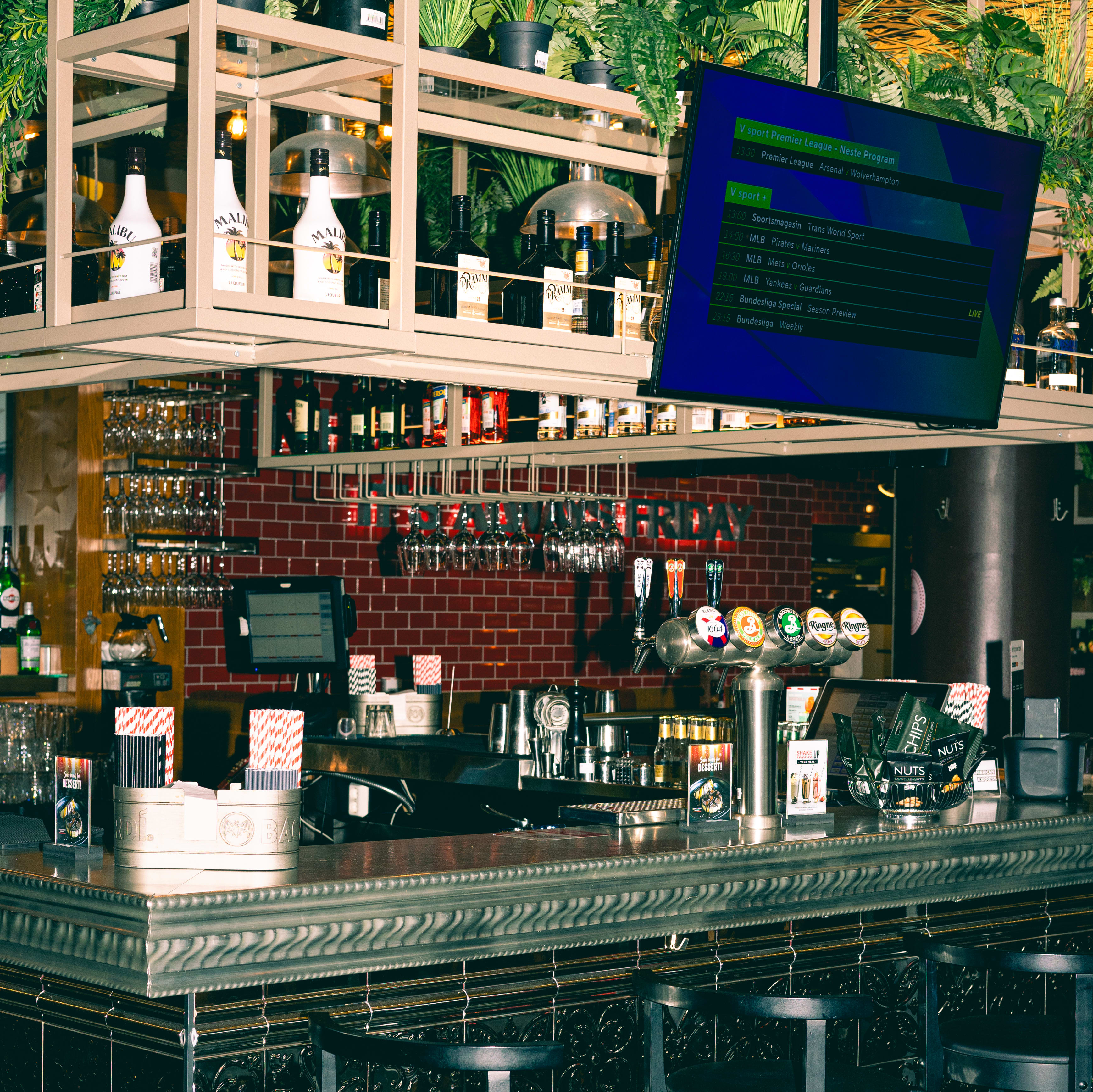 Det er flere cocktails på drikkemenyen.