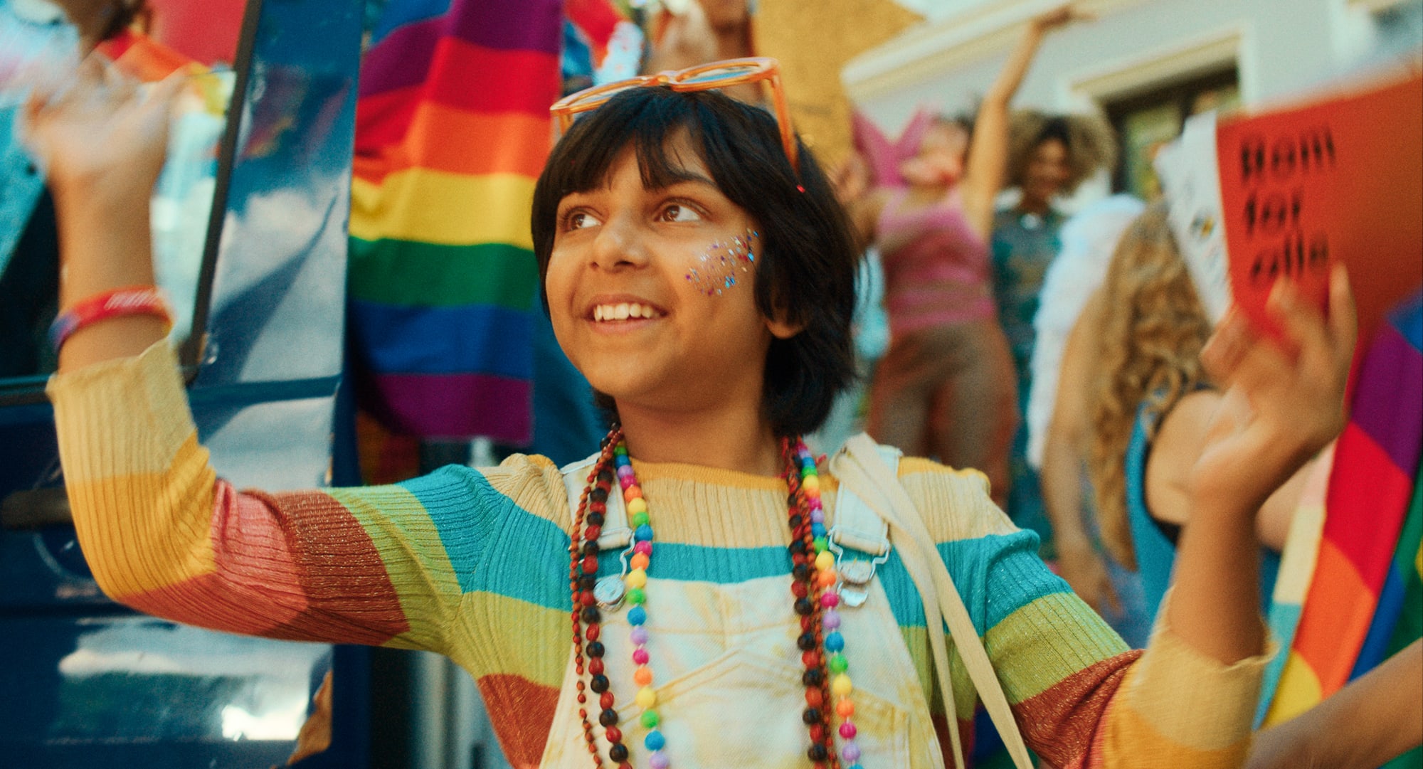 Liza Haider smelter hjerter i rollen som ni år gamle Ali som føler seg mer som Alia.