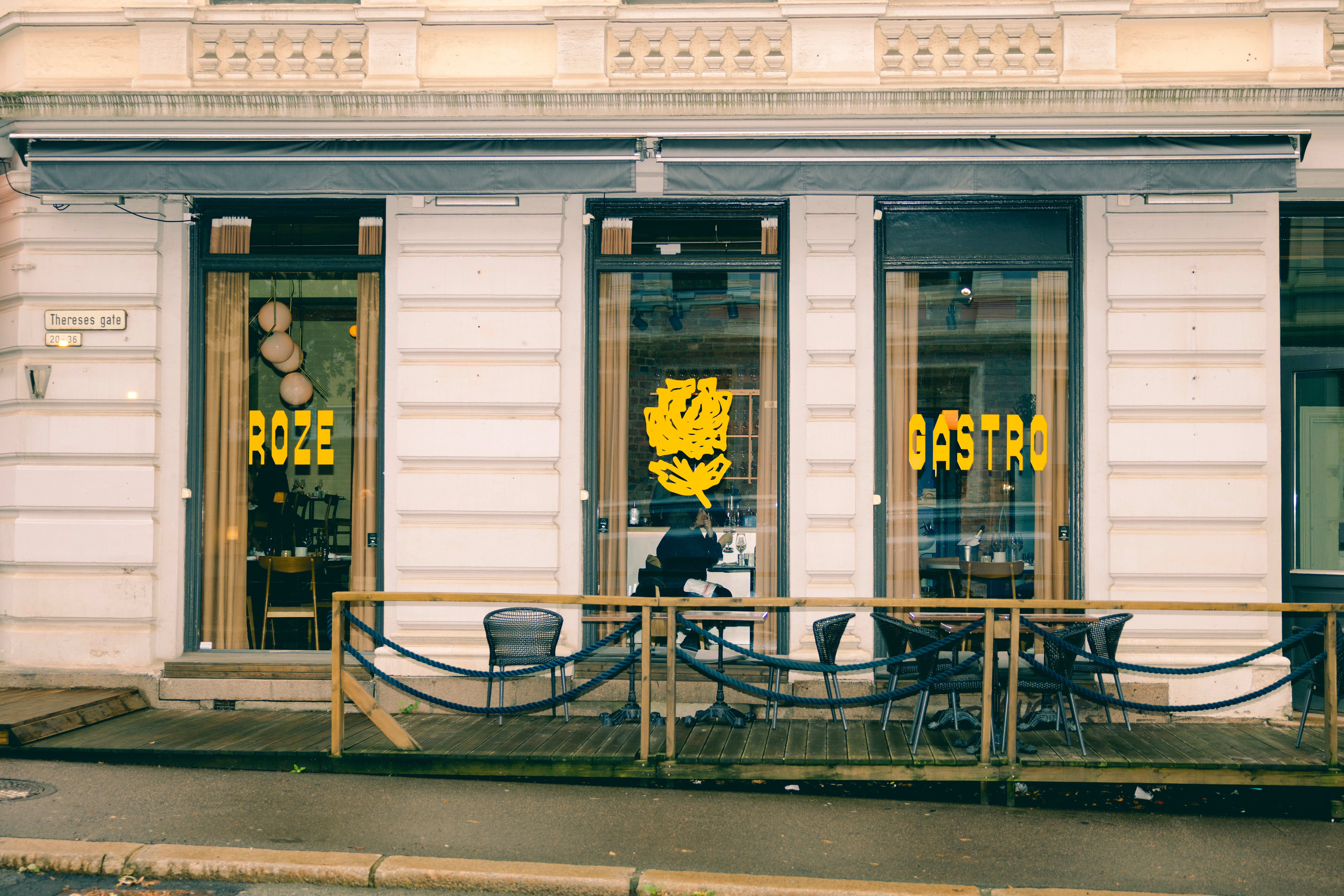 Fine uteserveringer med god mat. Her nyter du siste rest av sommeren!