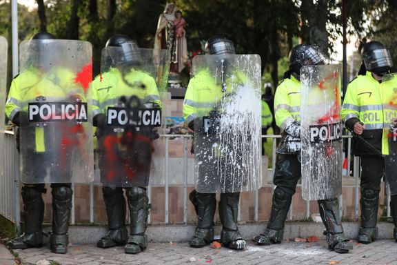 Colombiansk politi nekter for å ha gitt ordre om å skyte mot demonstranter