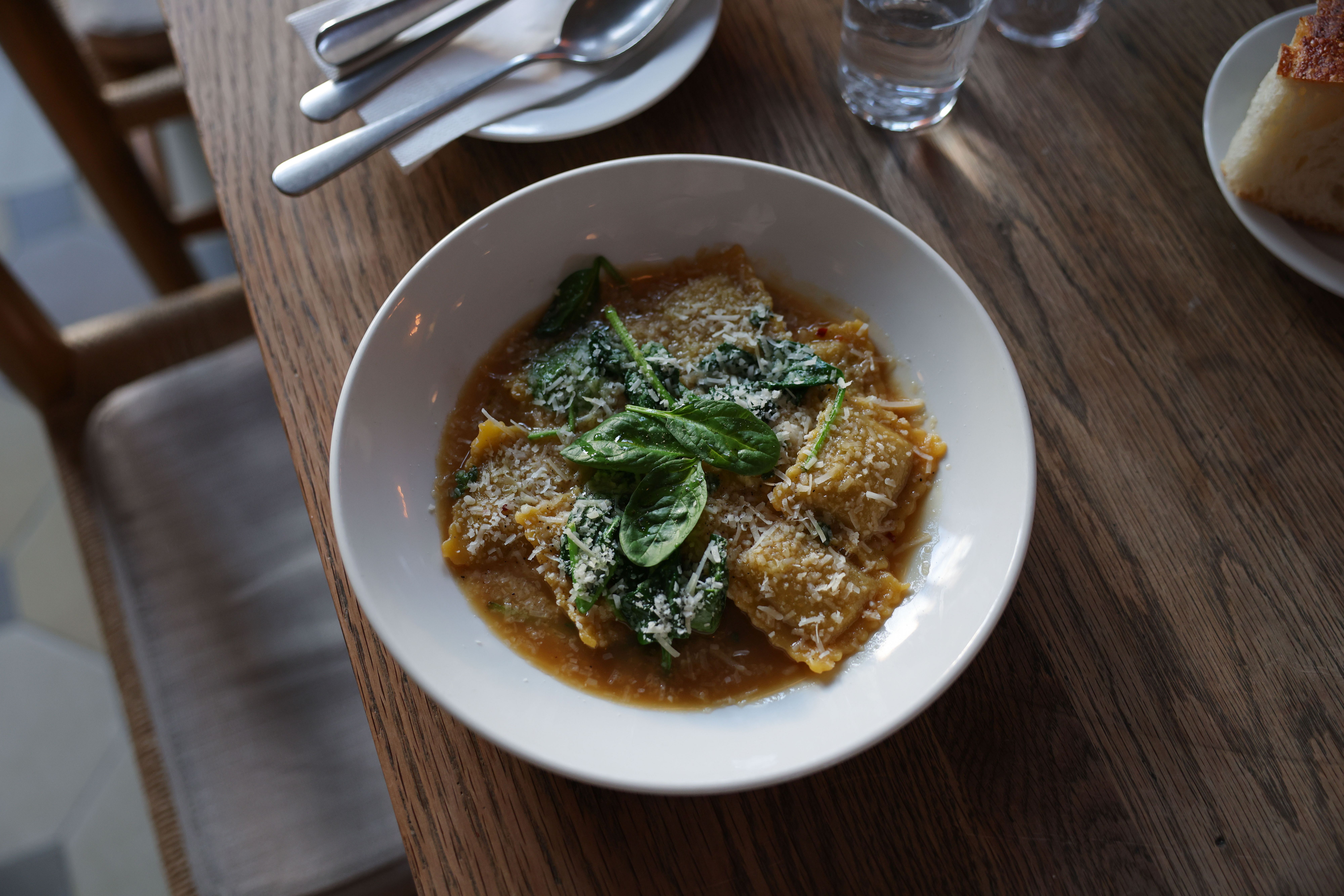 Hit tar du med svigers, foreldre og besteforeldre på middag