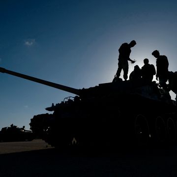 Beskylder Russland for omfattende våpenleveranser til opprørere i Libya