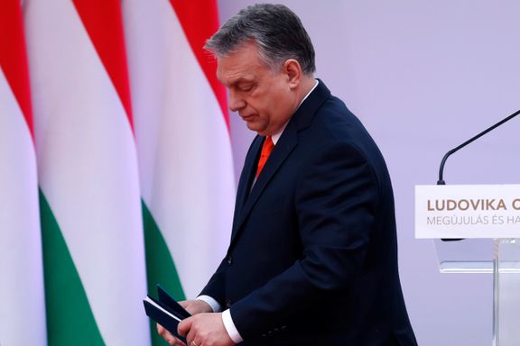 I Ungarn gikk høyrenasjonalistene og sosialistene sammen. Det ga valgsjokk for Victor Orbán.  