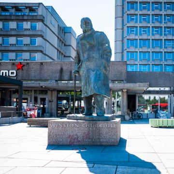 Oslos byrådsleder ønsker statuedebatt velkommen