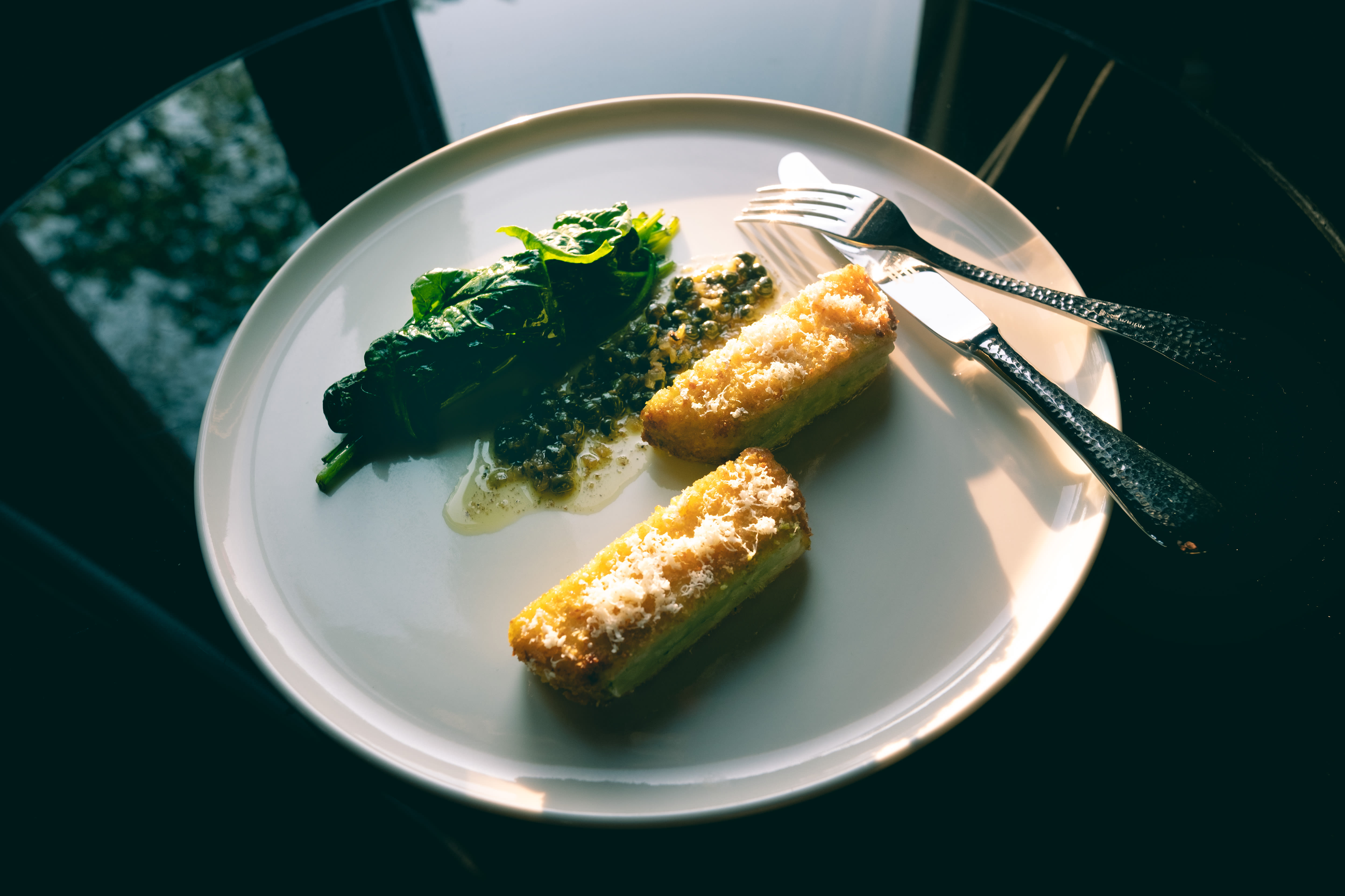 Bra sellerirotschnitzel, men for salt tilbehør. 