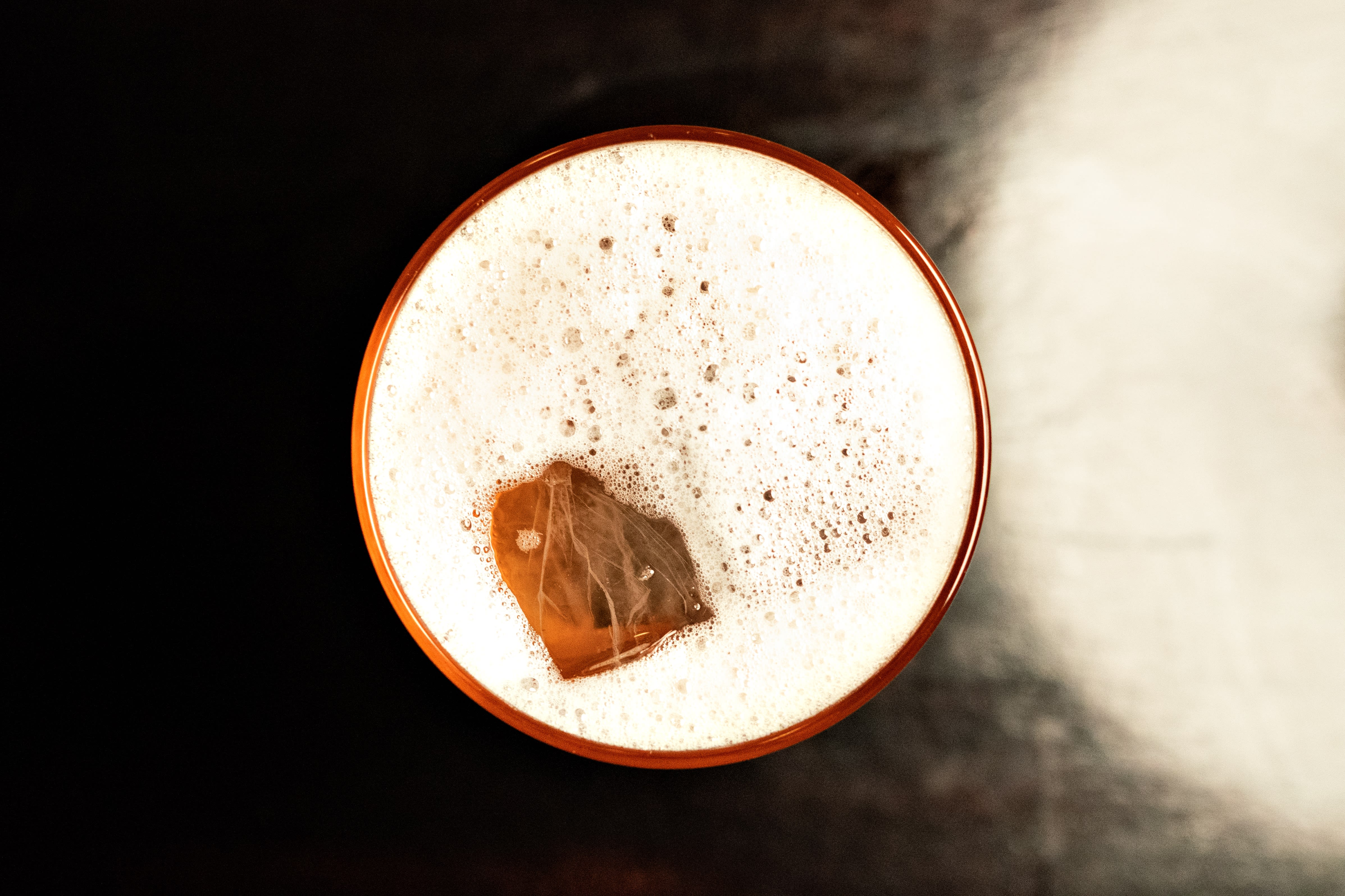 Rabarbra byr på masse smak med både sherry, vaniljesirup og lime. 