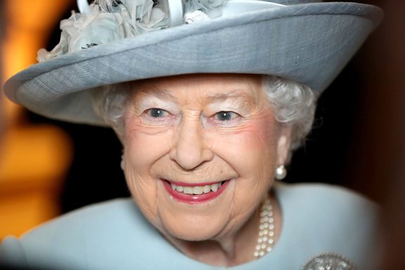 Dronning Elizabeth har to bursdager - i dag feirer britene den ene